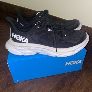 Men’s Hoka Clifton’s